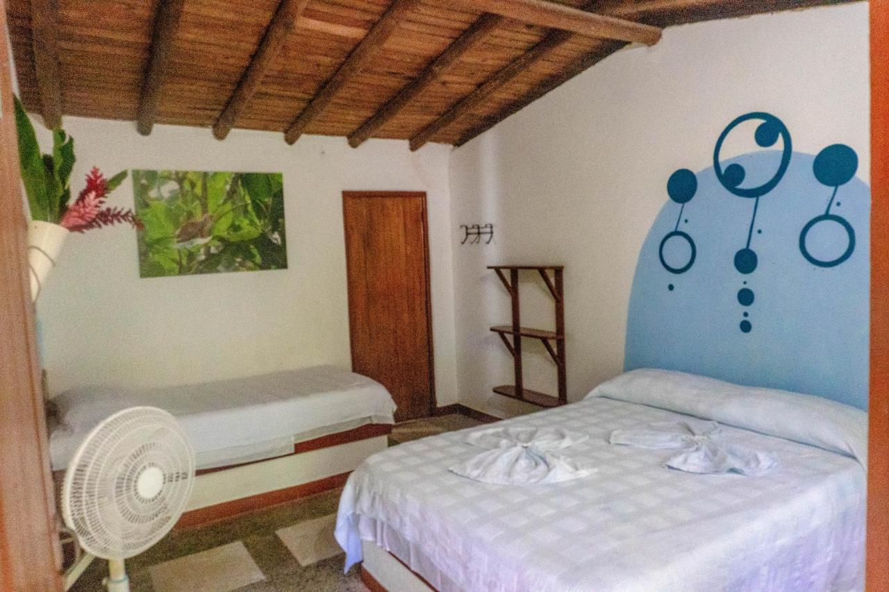 Hotel Los Robles Capurganá Habitación foto